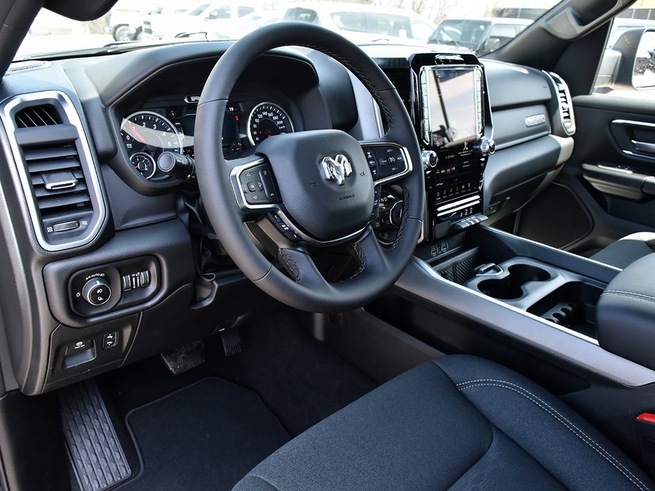 2026 Ram 1500 BIG HORN-9