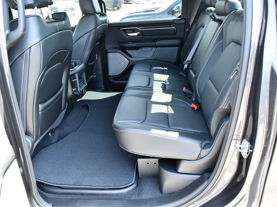 2026 Ram 1500 SPORT-14