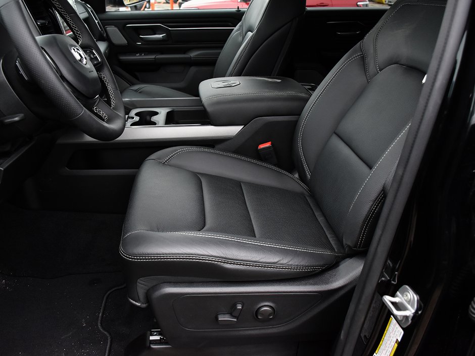 2026 Ram 1500 SPORT-10