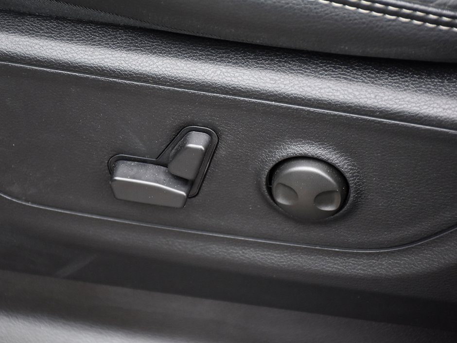 2026 Ram 1500 SPORT-11