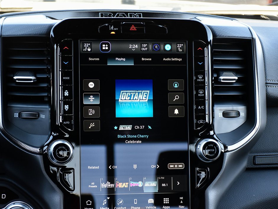 2026 Ram 1500 SPORT-18