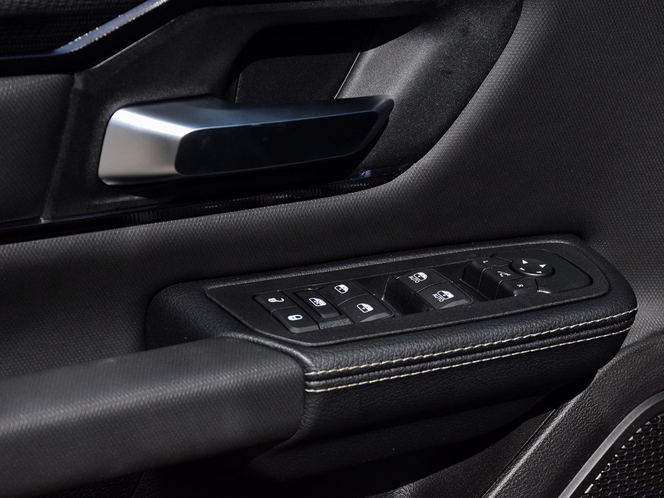 2026 Ram 1500 SPORT-8
