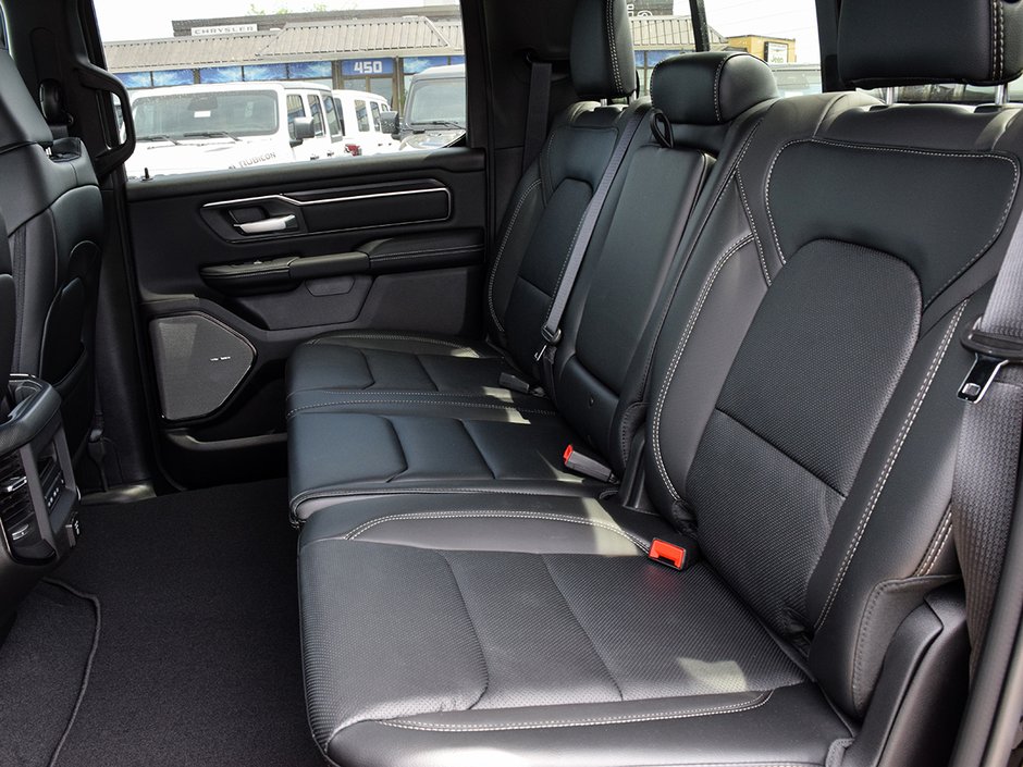 2026 Ram 1500 SPORT-11
