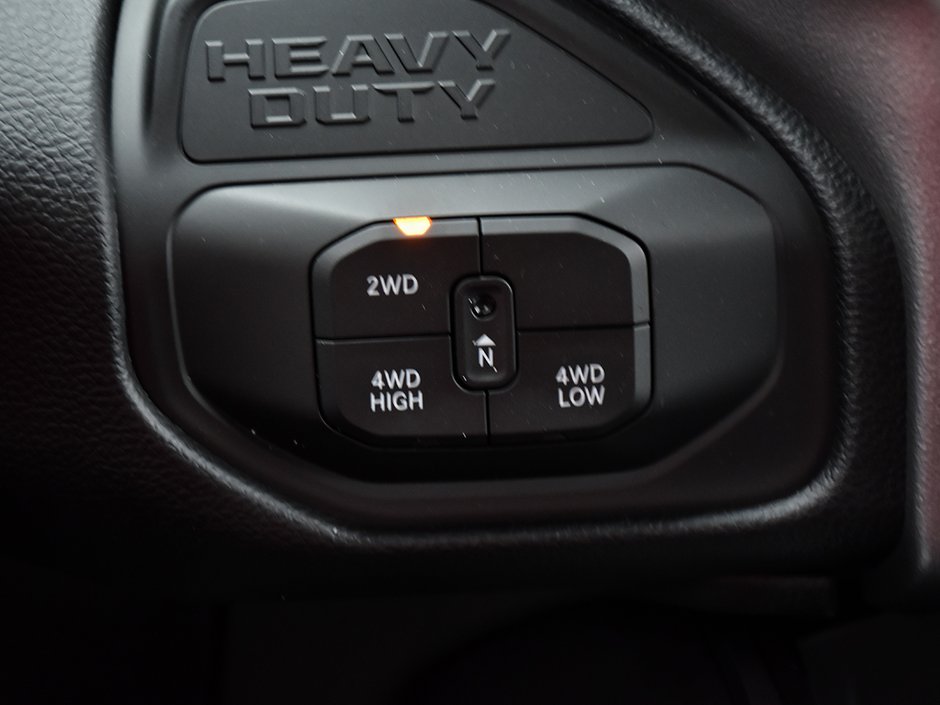 2026 Ram 2500 BIG HORN-26