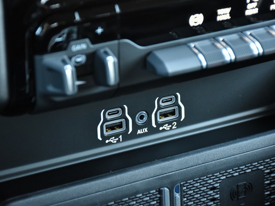 2026 Ram 2500 BIG HORN-26