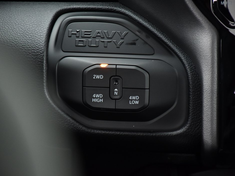 2026 Ram 3500 BIG HORN-21
