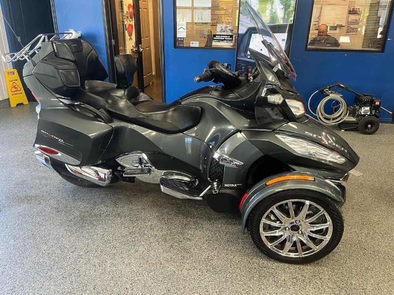 Can Am SPYDER R/T LIMITED  2017