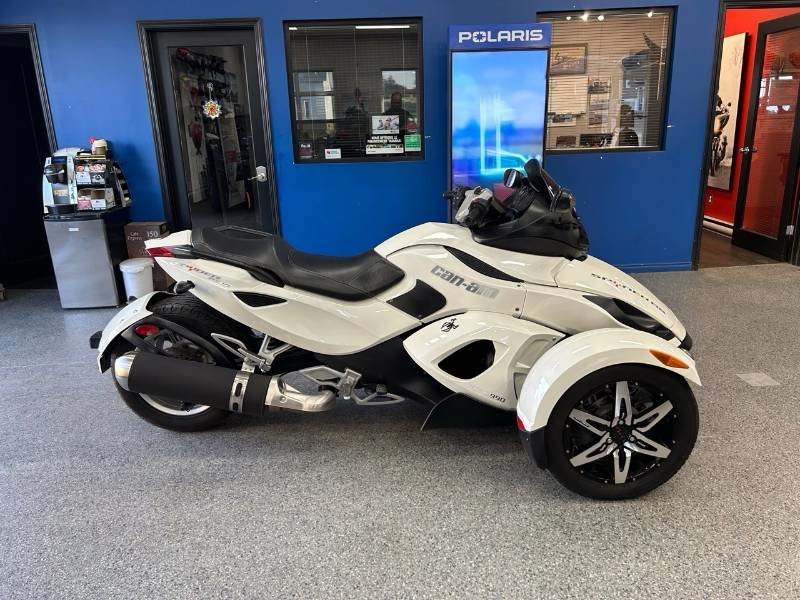 2010 Can Am SPYDER RSS