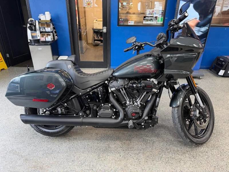 HARLEY DAVIDSON LOW RIDER ST  2025