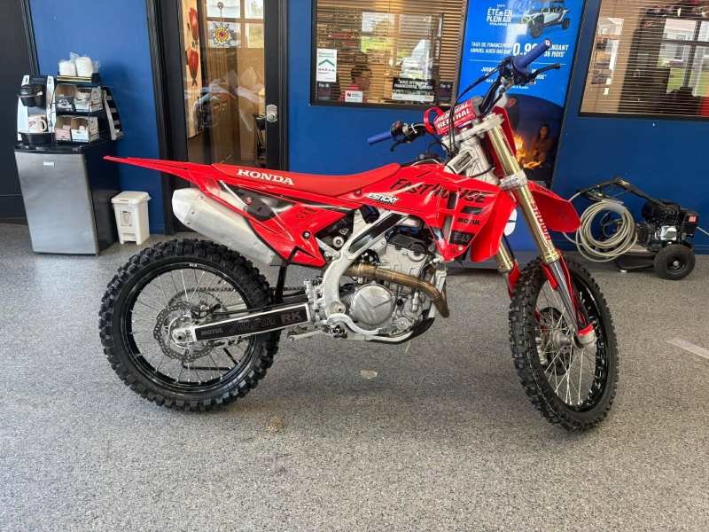 Honda CRF25  2025