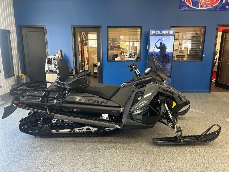 Polaris 650 TITAN ADVENTURE 1.5'' 7S  2025