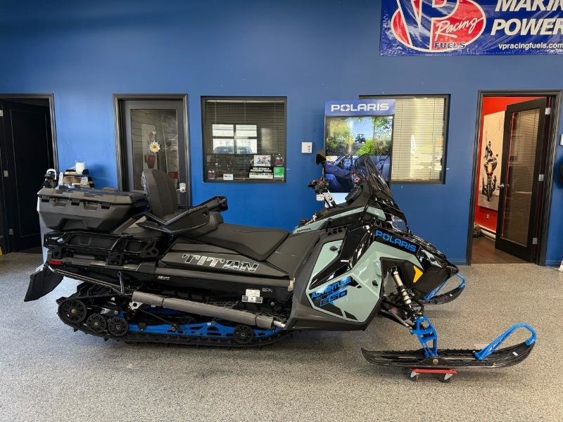2026 Polaris 850 TITAN ADV ULTMT 1.8