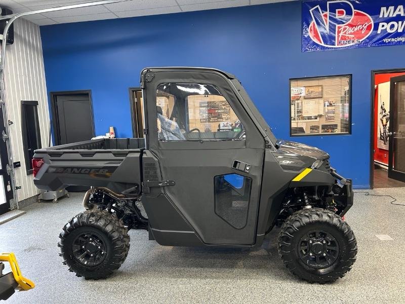 Polaris RANGER 1000 PREMIUM  2025
