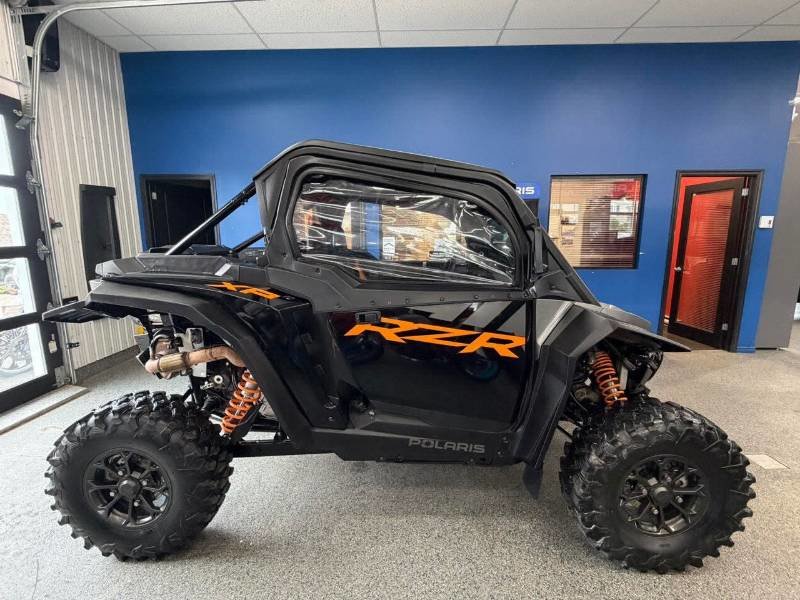 Polaris RZR XP 1000 PREMIUM  2024