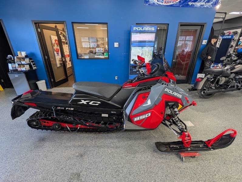 2024 Polaris SWITCHBACK ES XC 146