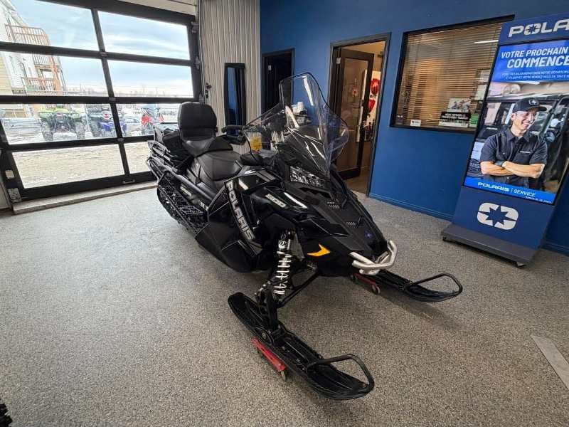 Polaris TITAN 800  2018