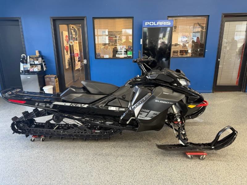 2019 SKI DOO SUMMIT SP 154