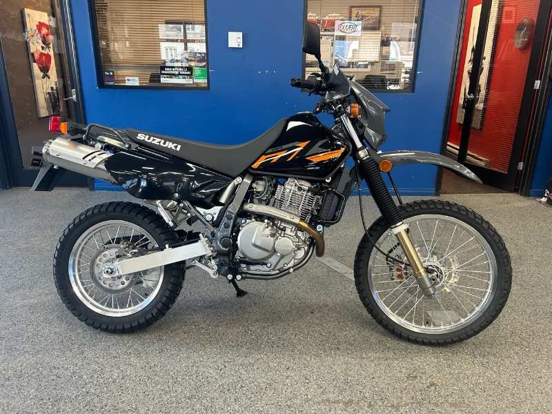 2024 Suzuki DR650SEM4