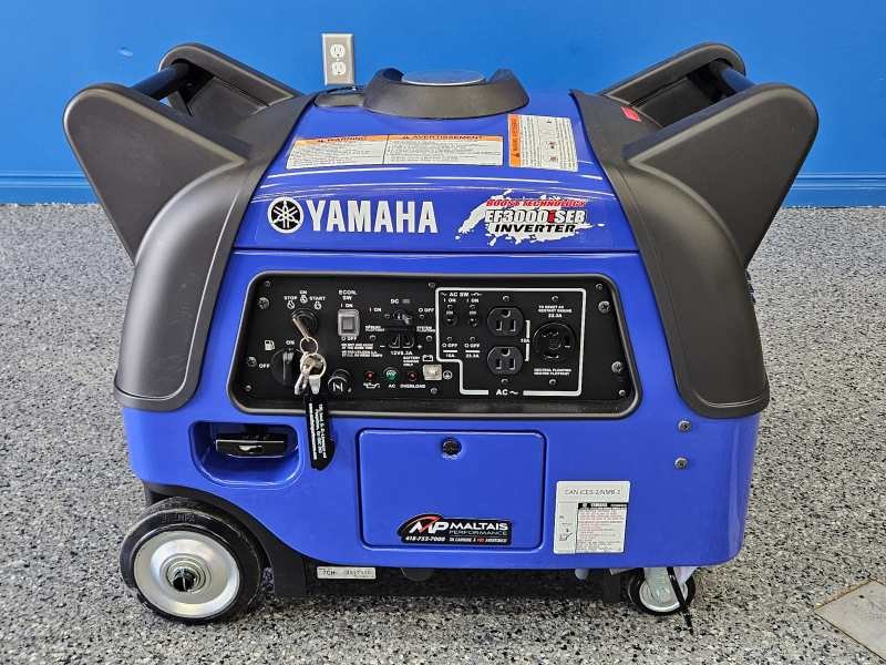 Yamaha INVERTER 3000WATTS BOOST  2023