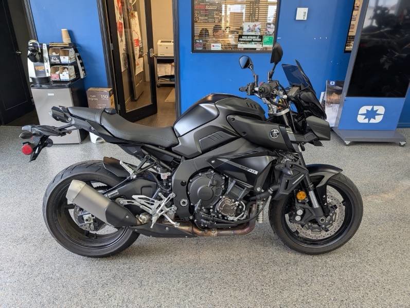 Yamaha MT 10  2021