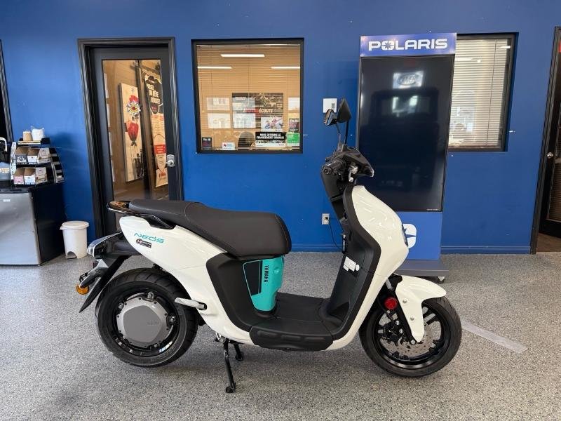 2025 Yamaha NEO'S