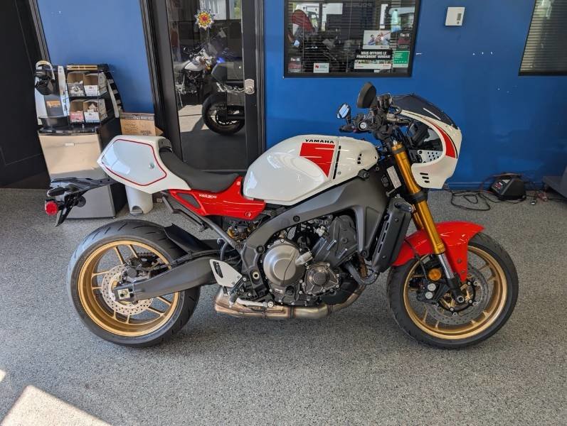2025 Yamaha XSR 900