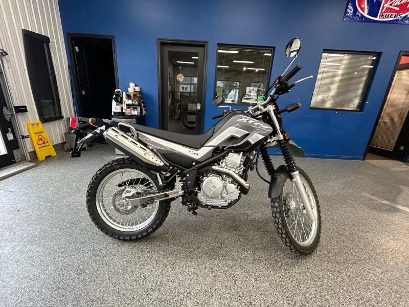 Yamaha XT250  2024