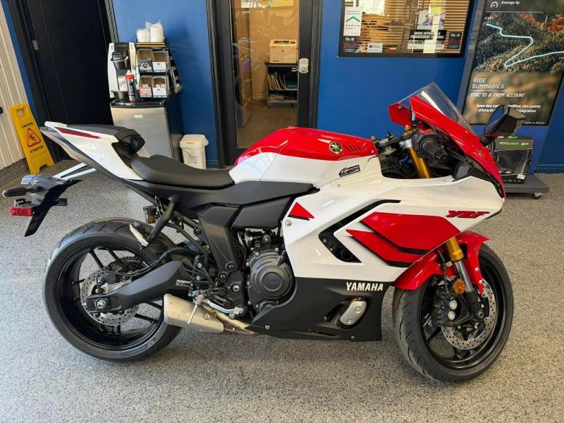 Yamaha YZF-R7 70E ANNIVERSAIRE  2026
