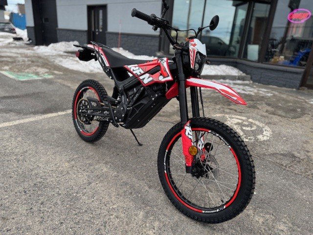 Apollo RFN ARES (DOUBLE USAGE) MOTOCYCLETTE 100% ET IMMATRICULABLE À LA SAAQ 2025-1