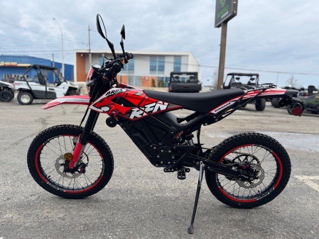 Apollo RFN ARES (DOUBLE USAGE) MOTOCYCLETTE 100% ET IMMATRICULABLE À LA SAAQ 2025-3