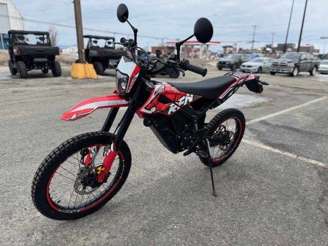 Apollo RFN ARES (DOUBLE USAGE) MOTOCYCLETTE 100% ET IMMATRICULABLE À LA SAAQ 2025-2