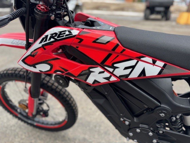 Apollo RFN ARES (DOUBLE USAGE) MOTOCYCLETTE 100% ET IMMATRICULABLE À LA SAAQ 2025-12