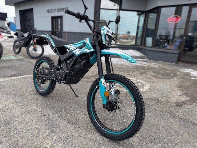Apollo RFN ARES (DOUBLE USAGE) MOTOCYCLETTE 100% ET IMMATRICULABLE À LA SAAQ 2025-2