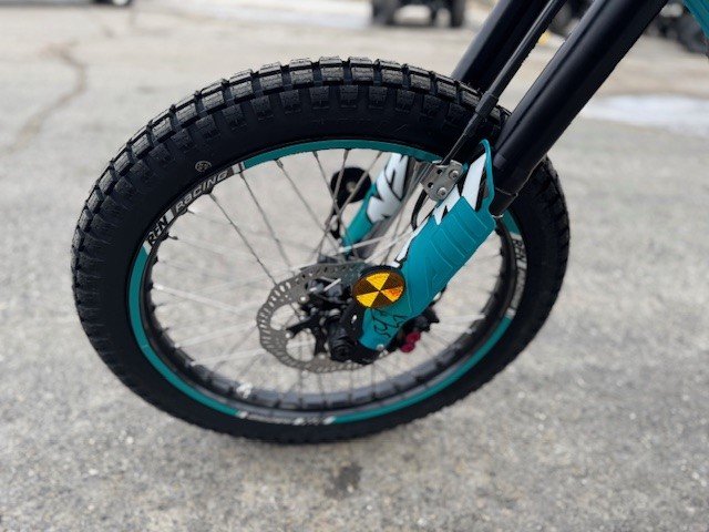 Apollo RFN ARES (DOUBLE USAGE) MOTOCYCLETTE 100% ET IMMATRICULABLE À LA SAAQ 2025-9