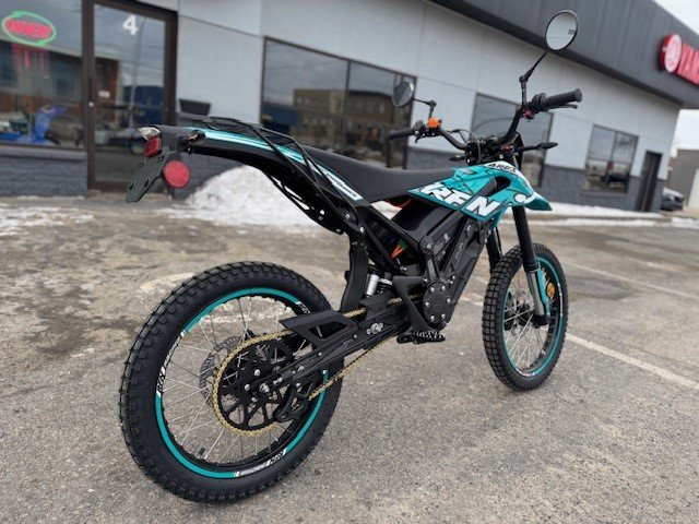 Apollo RFN ARES (DOUBLE USAGE) MOTOCYCLETTE 100% ET IMMATRICULABLE À LA SAAQ 2025-6