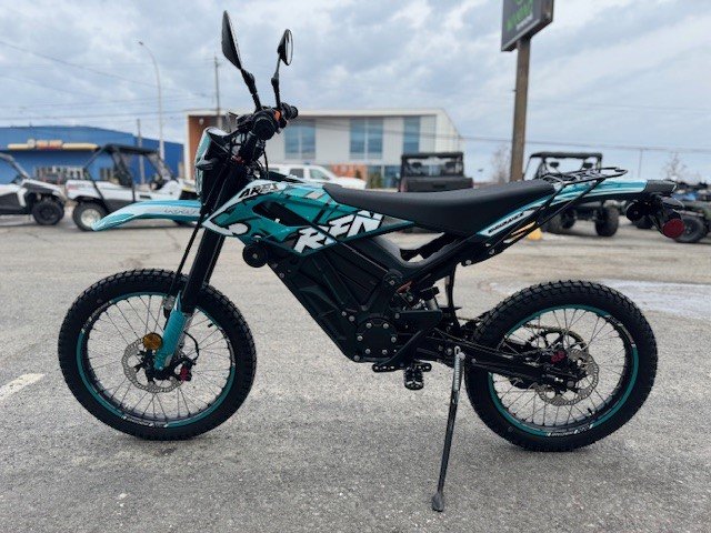 Apollo RFN ARES (DOUBLE USAGE) MOTOCYCLETTE 100% ET IMMATRICULABLE À LA SAAQ 2025-4