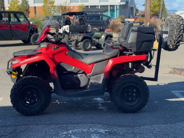 Can-Am OUTLANDER L MAX 570  2016-4