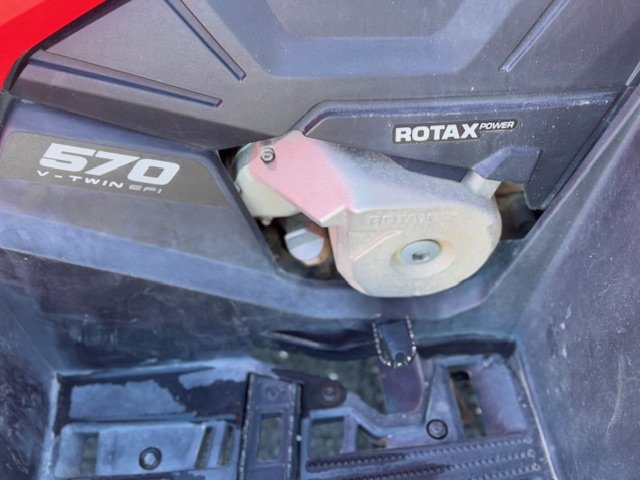 Can-Am OUTLANDER L MAX 570  2016-10