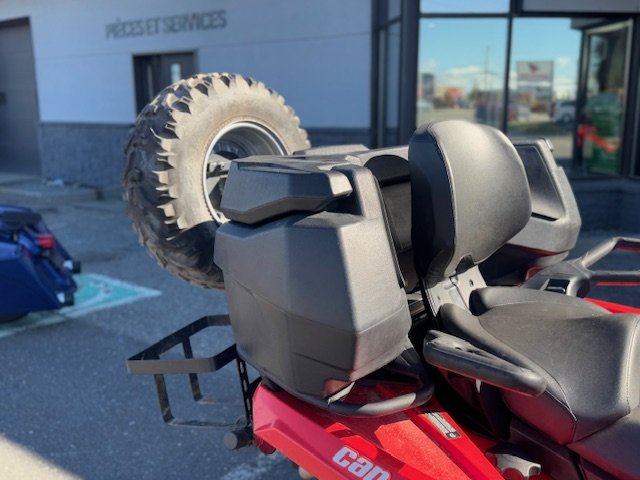 Can-Am OUTLANDER L MAX 570  2016-8