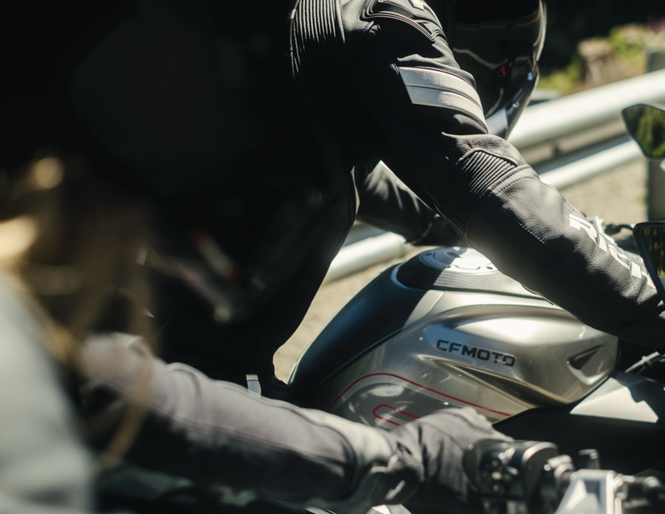 2024 CFMOTO 300NK FINANCEMENT 36 MOIS À 1.99%-8