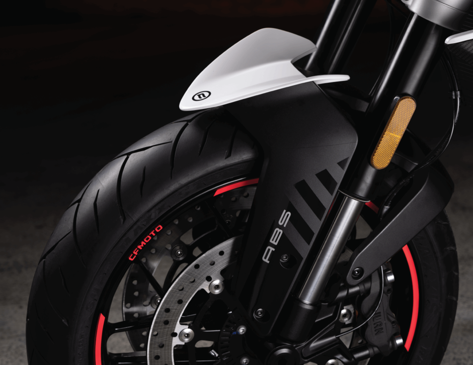 2024 CFMOTO 800NK RABAIS DE 1,500$ ET FINANCEMENT 5.99% SUR 60 MOIS-10