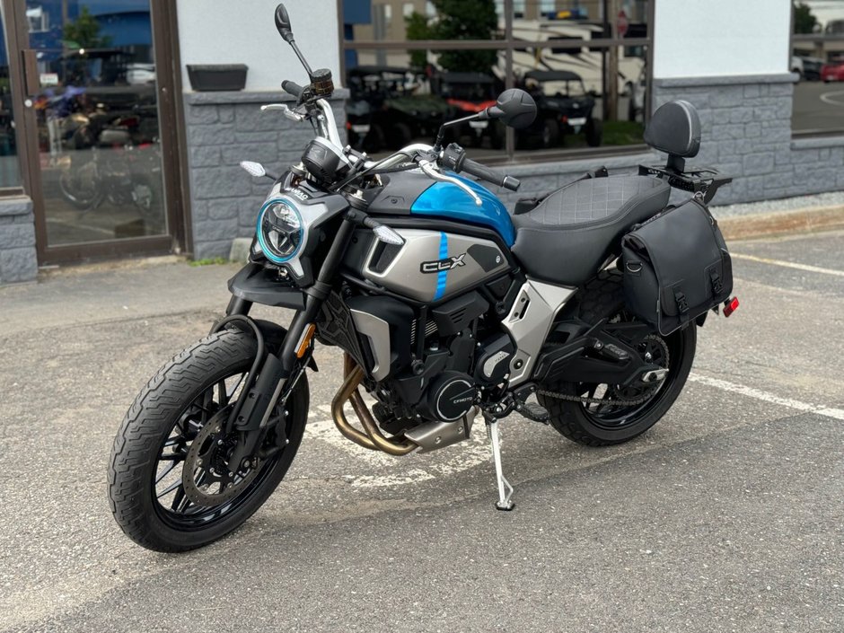 2023 CFMOTO 700CL-X Heritage-5