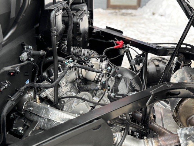 2025 CFMOTO UFORCE 800 XL 4 PLACES-11