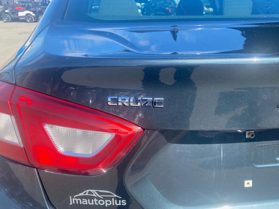 Chevrolet Cruze LT  2018-12