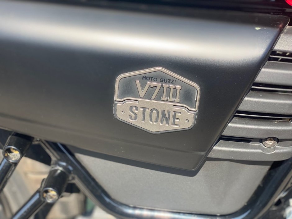 Guzzi V7 III STONE  2019-12