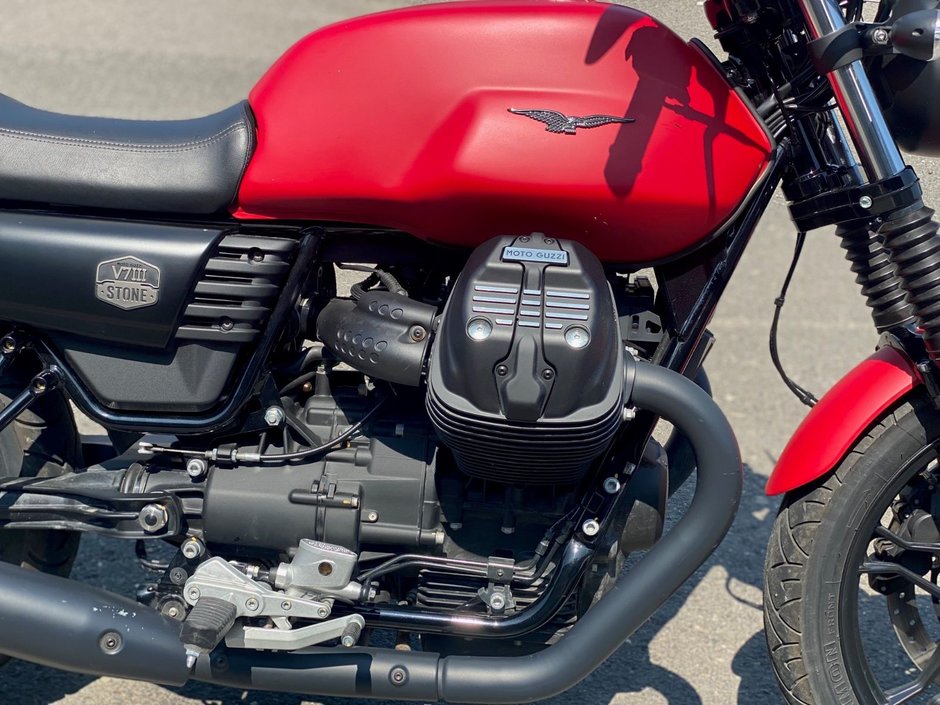 Guzzi V7 III STONE  2019-11