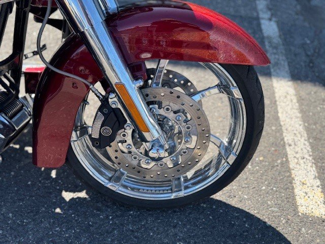 HARLEY DAVIDSON CVO 1800 ROAD KING SCREAMING EAGLE FLHRSE 2013-9