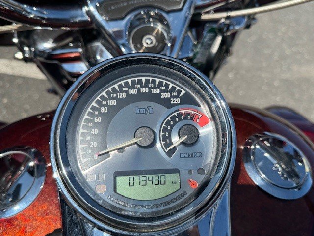 HARLEY DAVIDSON CVO 1800 ROAD KING SCREAMING EAGLE FLHRSE 2013-17