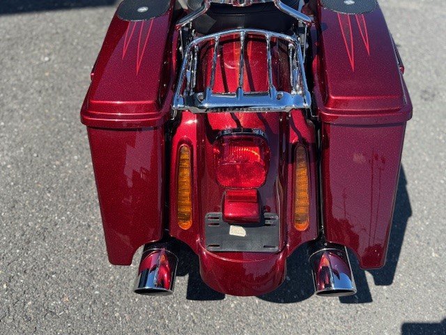 HARLEY DAVIDSON CVO 1800 ROAD KING SCREAMING EAGLE FLHRSE 2013-13
