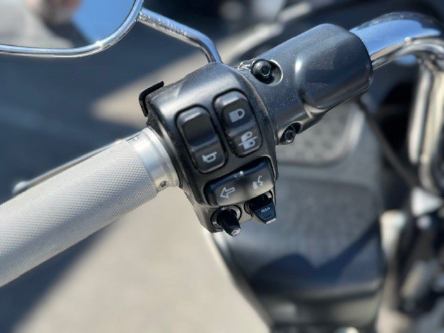 HARLEY DAVIDSON ROAD GLIDE  2022-13